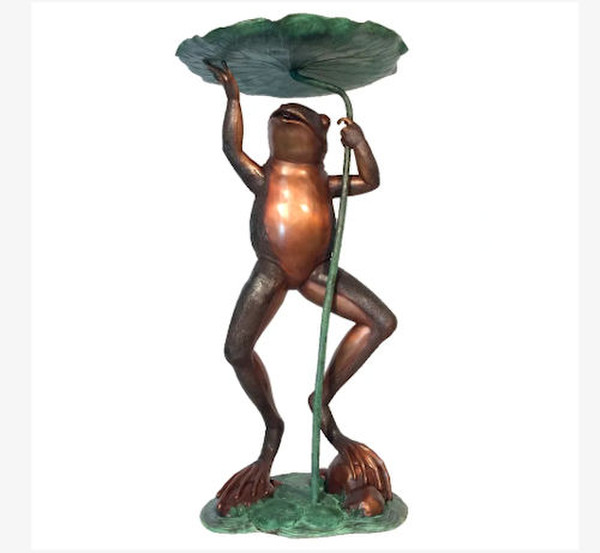 Frog on Leaf Water Feature Garden Statue Spouts Spill Fountain Lily Pad
